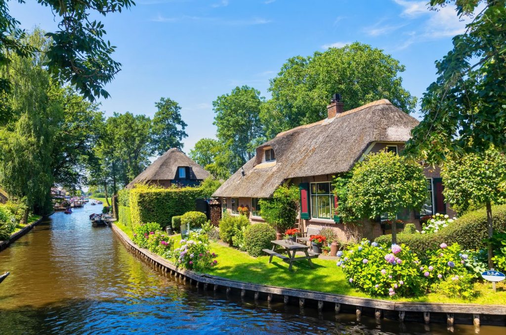 Giethoorn_When on Earth