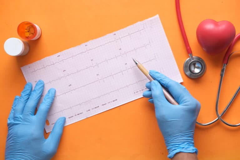 10 Signs It's Time to See a Cardiologist About Your Heart Health
