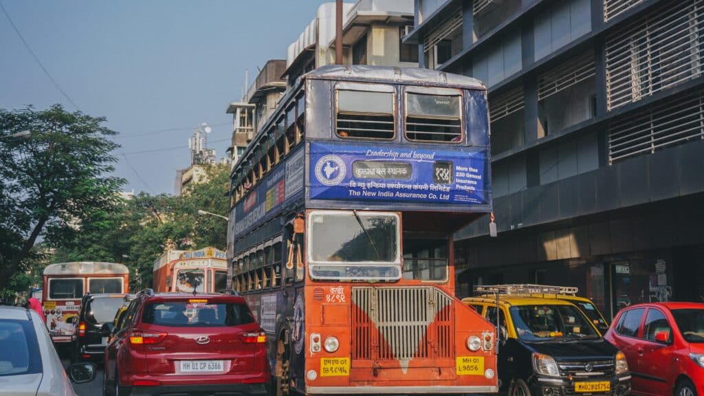traffic-in-mumbai-india