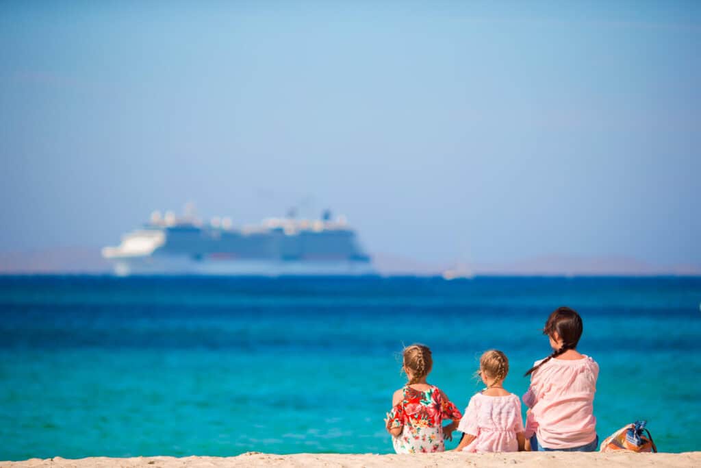 plan a family cruise vacation