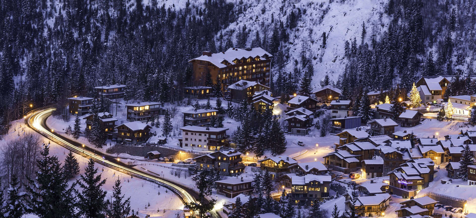 skiing in france